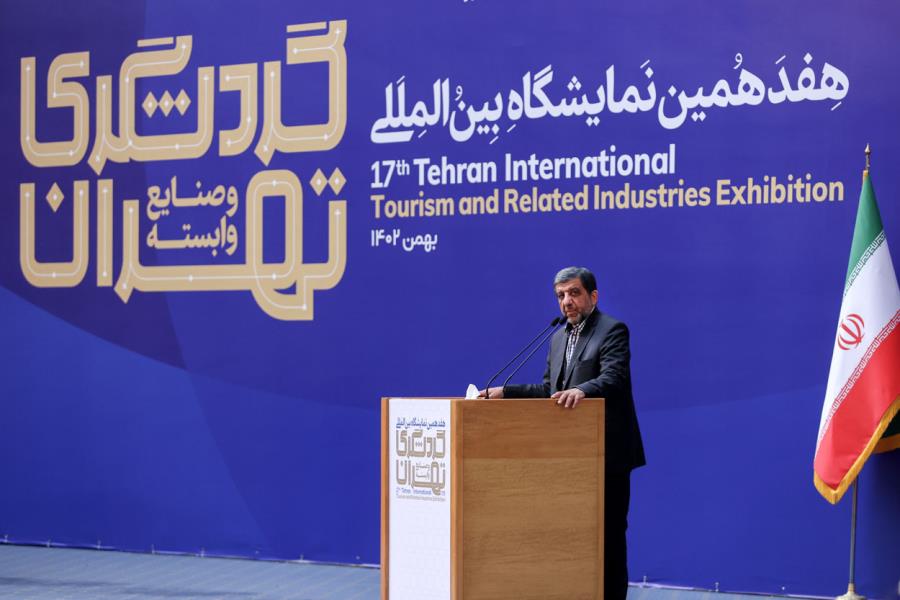 ضرغامی: ۵۰ درصد جمعیت جهان می‌توانند بدون روادید به ایران سفر کنند